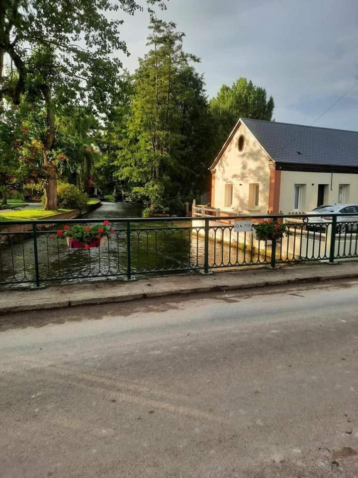 Au Clair Matin Sur L'yeres * Sept-Meules